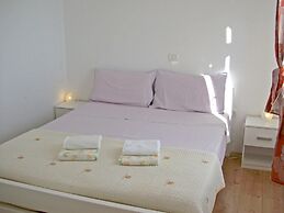 Lovely Apartment No.1 in Liznjan