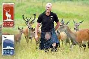 a Fairytale Thatched Highland Cottage