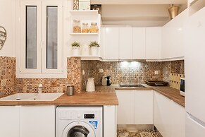 Explore Athens with 2 Bedroom Condo