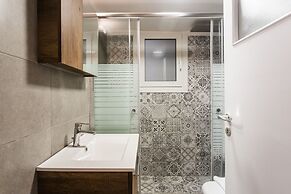 Explore Athens with 2 Bedroom Condo