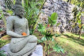 Coco Garden Pool Villas