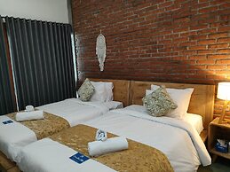 Coco Garden Pool Villas