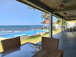 Coco Garden Pool Villas