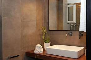 The 4 Travellers Thessaloniki