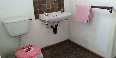 Ruwa River Herbal Clinic & All-Inclusive Oasis Spa Resort