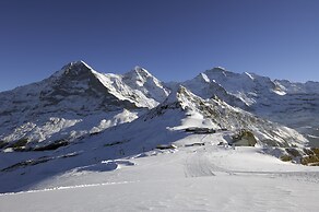 3.5-Zimmer Ferienwohnung Ski-In - Ski-Out