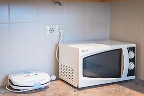 Spacious Holiday Family Home  by Cloudkeys