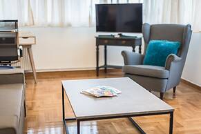 Spacious Holiday Family Home  by Cloudkeys