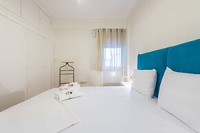 Spacious Holiday Family Home  by Cloudkeys