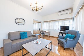 Spacious Holiday Family Home  by Cloudkeys