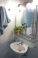 Alkyoni Studios & Apartments