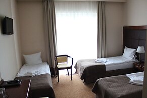 Hotel Gniecki