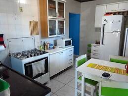 Aconchegante sobrado Ubatuba