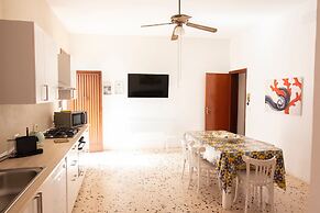 Casa Lisa a due passi dal mare con ampio giardino