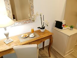 Porta Aragonese Luxury Rooms