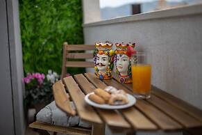 Porta Aragonese Luxury Rooms