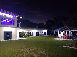 Pousada Camping e Pesca Bom Abrigo