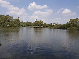 Mountain View Country Estate