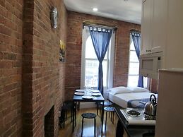 Studios Midtown Manhattan