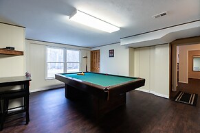 SmokyStays Private Pool Chalet