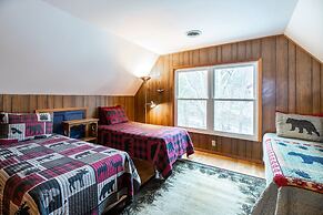 SmokyStays Private Pool Chalet