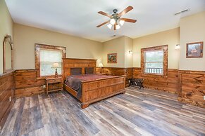 SmokyStays 6 Bedroom Cabin