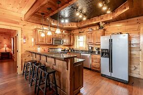 SmokyStays 6 Bedroom Cabin