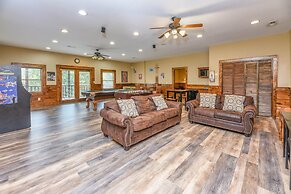 SmokyStays 6 Bedroom Cabin