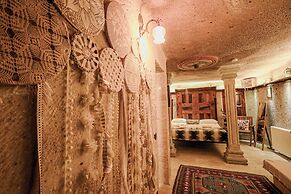 Casia Cave Suites