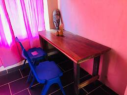 Scorpion Hill Lodge - Hostel