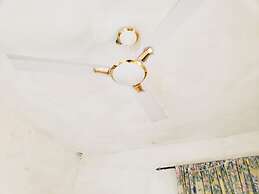 Scorpion Hill Lodge - Hostel