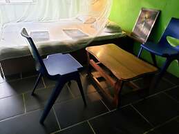 Scorpion Hill Lodge - Hostel