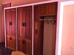 Scorpion Hill Lodge - Hostel