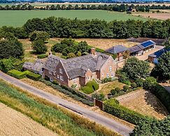 Old Hall Country Breaks