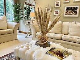 Old Hall Country Breaks