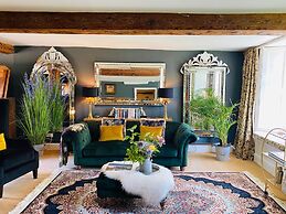 Old Hall Country Breaks