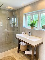 Old Hall Country Breaks