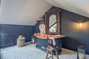 Old Hall Country Breaks