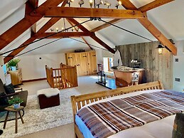 Old Hall Country Breaks