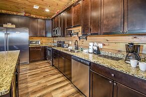 SmokyStays 10 Bedroom Cabin