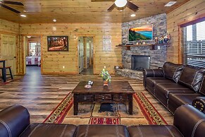 SmokyStays 10 Bedroom Cabin