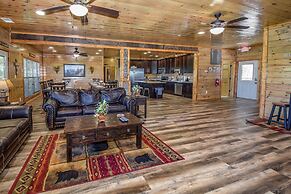 SmokyStays 10 Bedroom Cabin