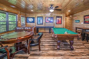 SmokyStays 10 Bedroom Cabin