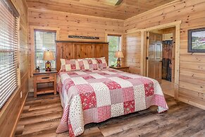 SmokyStays 10 Bedroom Cabin