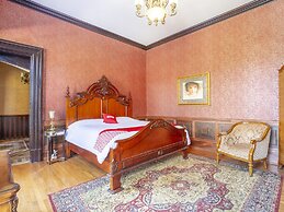 Falls of Rough Resort