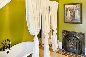 Falls of Rough Resort