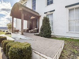 Falls of Rough Resort