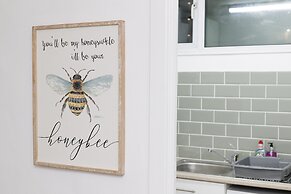 Kirkstall Serviced Apartments Leeds