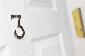 Kirkstall Serviced Apartments Leeds