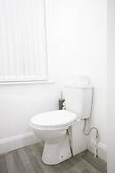 Kirkstall Serviced Apartments Leeds